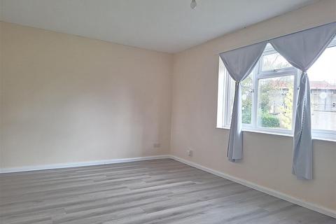 3 bedroom terraced house for sale, Churchill Way, Corsham
