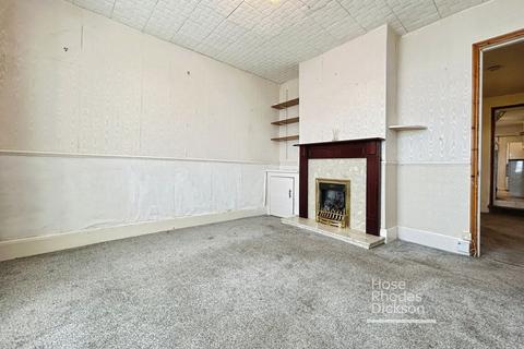 2 bedroom semi-detached house for sale, Arctic Road, Cowes, Isle of Wight
