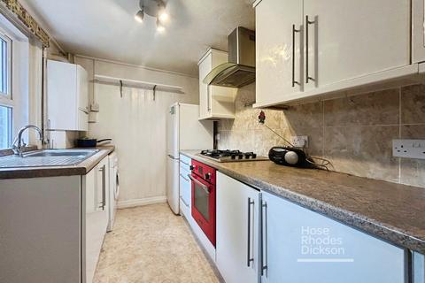 2 bedroom semi-detached house for sale, Arctic Road, Cowes, Isle of Wight