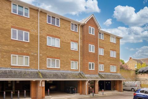 2 bedroom flat for sale, St Stephens, Poplar Road, St Peters, Broadstairs, Kent, CT10