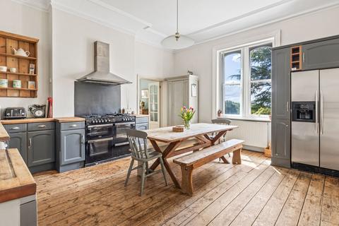 5 bedroom character property for sale, Chilling Street, Sharpthorne, RH19