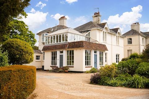 5 bedroom character property for sale, Chilling Street, Sharpthorne, RH19
