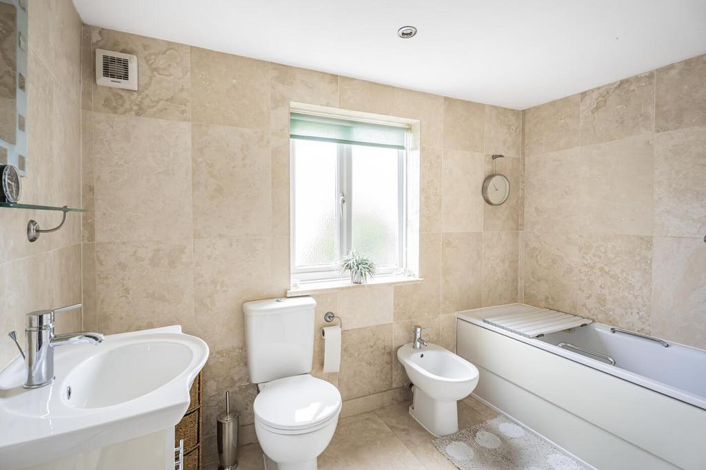 Family bathroom