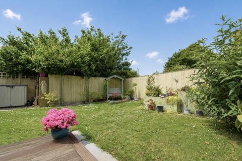 2 bedroom terraced bungalow for sale, AMPLE DRIVEWAY PARKING * VENTNOR