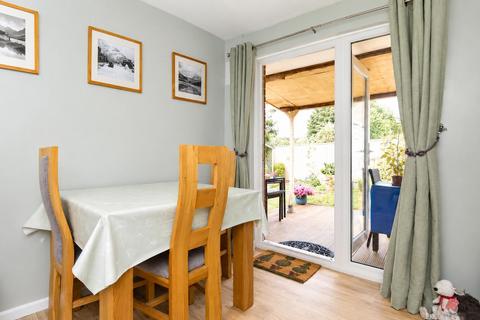 2 bedroom terraced bungalow for sale, AMPLE DRIVEWAY PARKING * VENTNOR