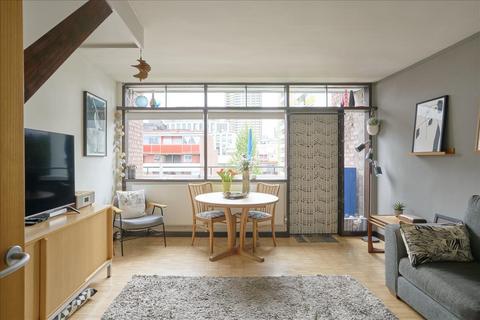 Basterfield House, Golden Lane Estate, London, EC1Y