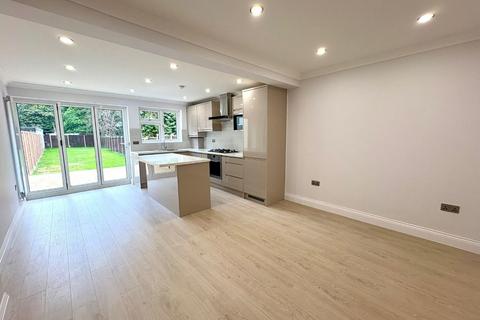 Langley Crescent, Hayes