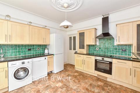 3 bedroom terraced house for sale, St. Chad's Avenue, Portsmouth PO2