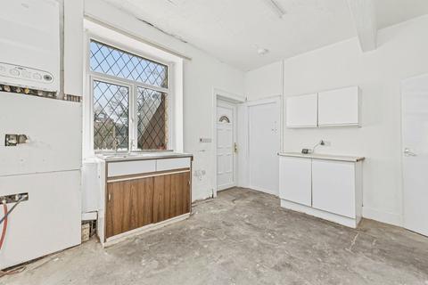 2 bedroom terraced house for sale, Beacon Street, Huddersfield