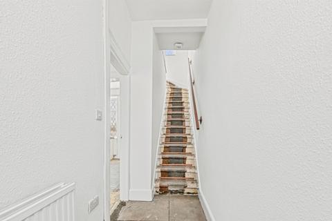 2 bedroom terraced house for sale, Beacon Street, Huddersfield