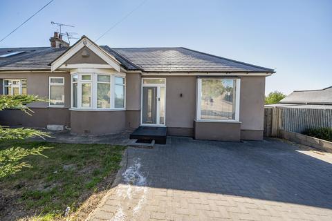 3 bedroom bungalow for sale, Cuxton Road, Rochester
