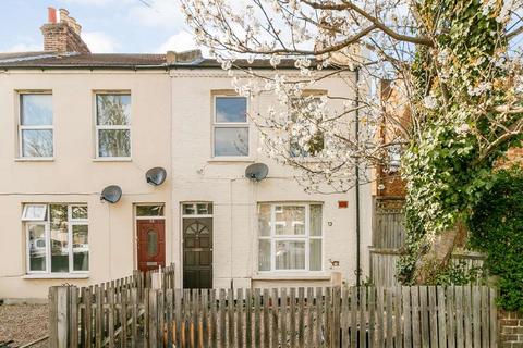 2 bedroom flat for sale, London SW16