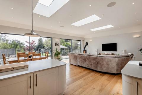 4 bedroom detached house for sale, Manor Rise, Bearsted, Maidstone