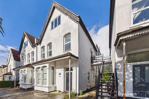 3 bedroom apartment for sale, Sunningfields Road, London NW4