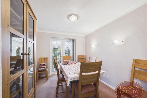 3 bedroom detached bungalow for sale, Strawberry Hill, Berrydale, NN3 5HL