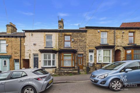 3 bedroom terraced house to rent, Wynyard Road, Sheffield S6