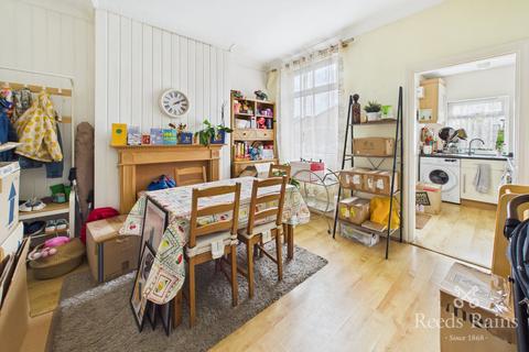 3 bedroom terraced house to rent, Wynyard Road, Sheffield S6