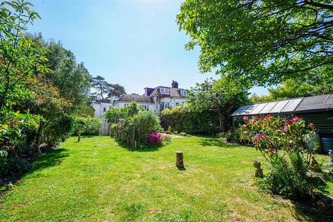 2 bedroom flat for sale, Hollington Park Road, St. Leonards-On-Sea
