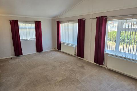 2 bedroom park home for sale, Four Seasons Park, Chapel St. Leonards, Skegness, PE24 5YZ