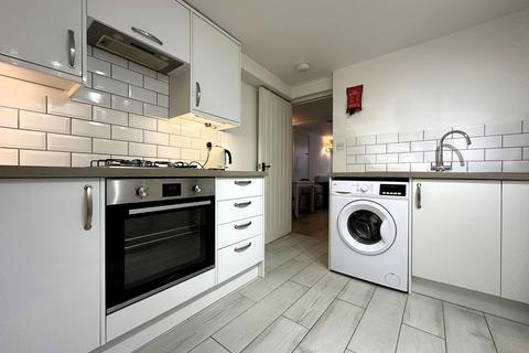 2 bedroom flat to rent, Brunswick Road, Gloucester GL1