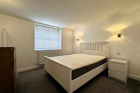 2 bedroom flat to rent, Brunswick Road, Gloucester GL1