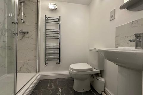 2 bedroom flat to rent, Brunswick Road, Gloucester GL1