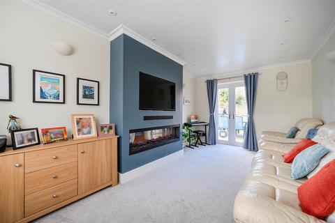 4 bedroom detached house for sale, Willis Close, Chippenham