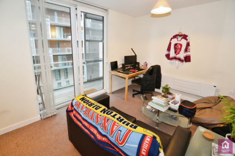 Studio to rent, Spectrum 3, Blackfriars Road, Salford, Manchester, M3