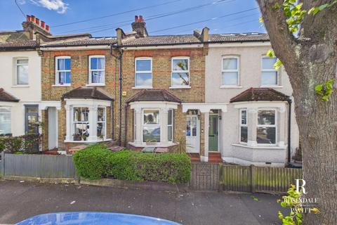 Tharp Road, Wallington, SM6