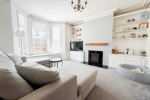 4 bedroom terraced house for sale, Walrow Road, Highbridge, Somerset, TA9