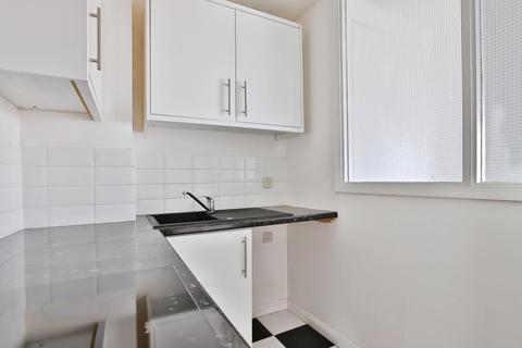 1 bedroom flat for sale, Ashley Road, Poole, Dorset, BH14