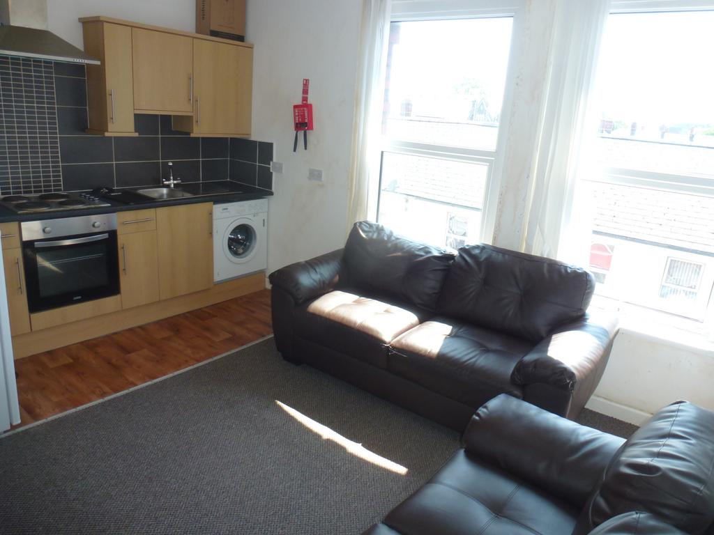 Apartment in Cardiff, Adamsdown - View 2