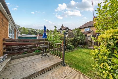 2 bedroom bungalow for sale, Springfield Close, Clayton West, Huddersfield, West Yorkshire, HD8
