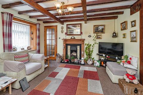2 bedroom detached house for sale, Hornsea Road, Hull, HU11
