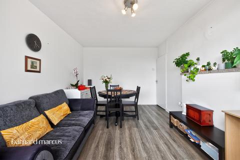 1 bedroom flat for sale, Dorset Road, London