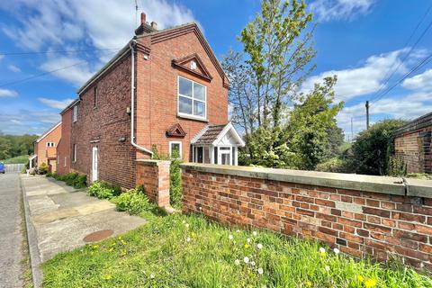Studio to rent, Waterworks Road, Norwich, NR2