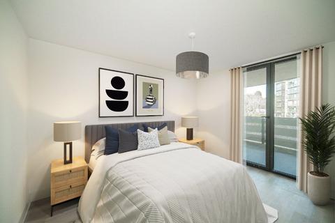 2 bedroom flat for sale, Savoy Place, Farnborough, Hampshire, GU14