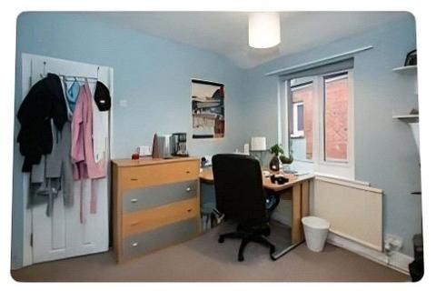 1 bedroom property to rent, Portswood Road, Hampshire SO17