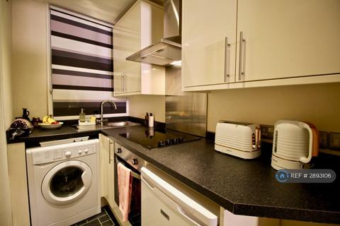 Studio to rent, St. Georges Place, Bath, BA1