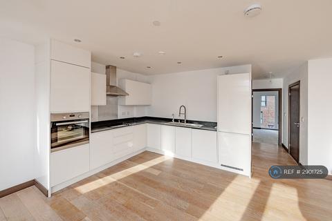 2 bedroom flat to rent, Sharleston Court, Barking, IG11