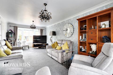 4 bedroom detached house for sale, Ullswater, Lowestoft