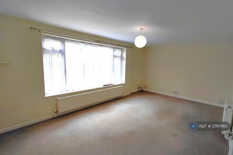 2 bedroom flat to rent, Conway Court, Exeter, EX1