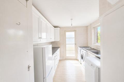 3 bedroom house to rent, Bassett Green Village, Bassett, Southampton