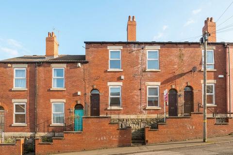 3 bedroom terraced house to rent, Rising Street, Sheffield S3