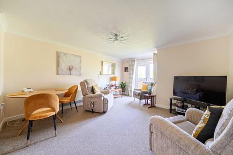 2 bedroom apartment for sale, Trafalgar Road, Tewkesbury, Gloucestershire