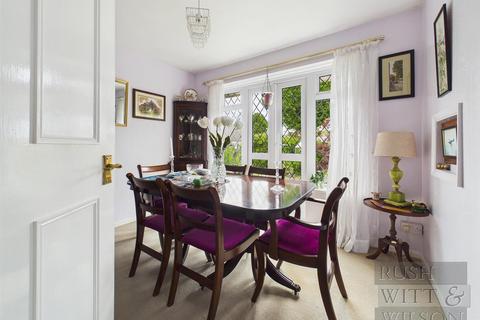 2 bedroom detached bungalow for sale, Peartree Lane, Bexhill-On-Sea