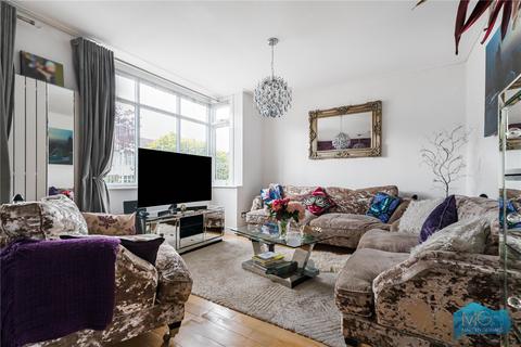 3 bedroom semi-detached house for sale, Devonshire Crescent, London, NW7