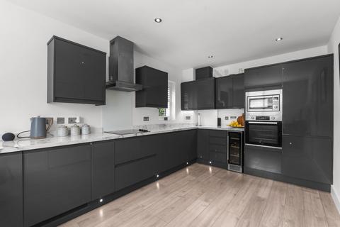 4 bedroom semi-detached house for sale, High Wych Road, Sawbridgeworth CM21