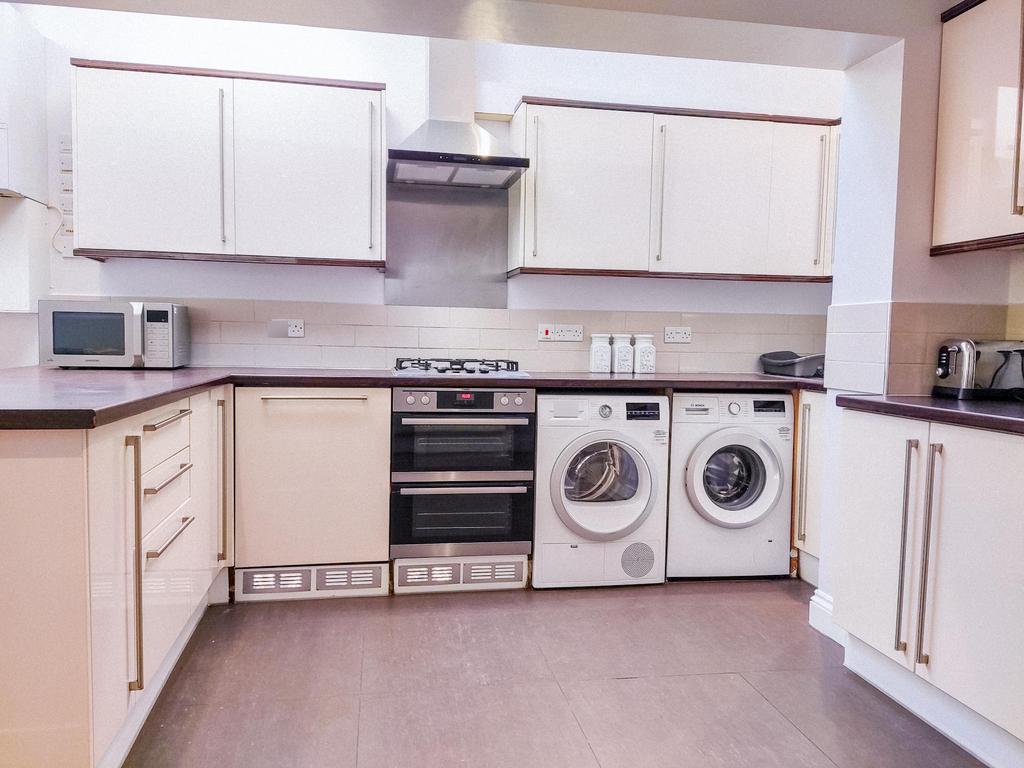 House in London - View 4