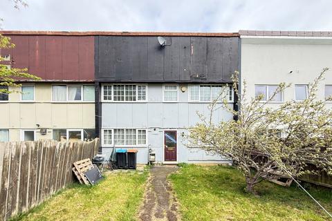 Terraced house - 127 Kingsfold, Bradville, Milton Keynes, Buckinghamshire, MK13 7BJ